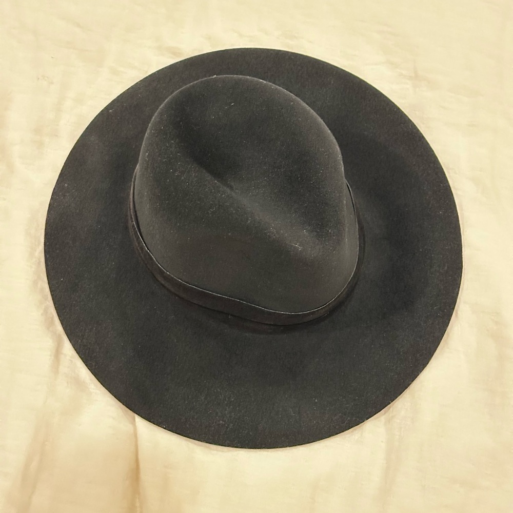 Janessa Leone Packable Wool Hat - Picture 6 of 8